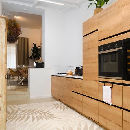 Park Avenue Apartments - Dom Mit Stil - Kueche - Parkplatz - Wlan - 65 Zoll Tv - Netflix كولونيا المظهر الخارجي الصورة