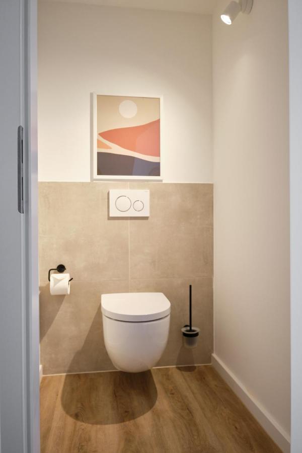 Park Avenue Apartments - Dom Mit Stil - Kueche - Parkplatz - Wlan - 65 Zoll Tv - Netflix كولونيا المظهر الخارجي الصورة