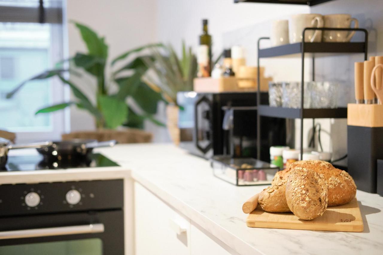 Park Avenue Apartments - Dom Mit Stil - Kueche - Parkplatz - Wlan - 65 Zoll Tv - Netflix كولونيا المظهر الخارجي الصورة