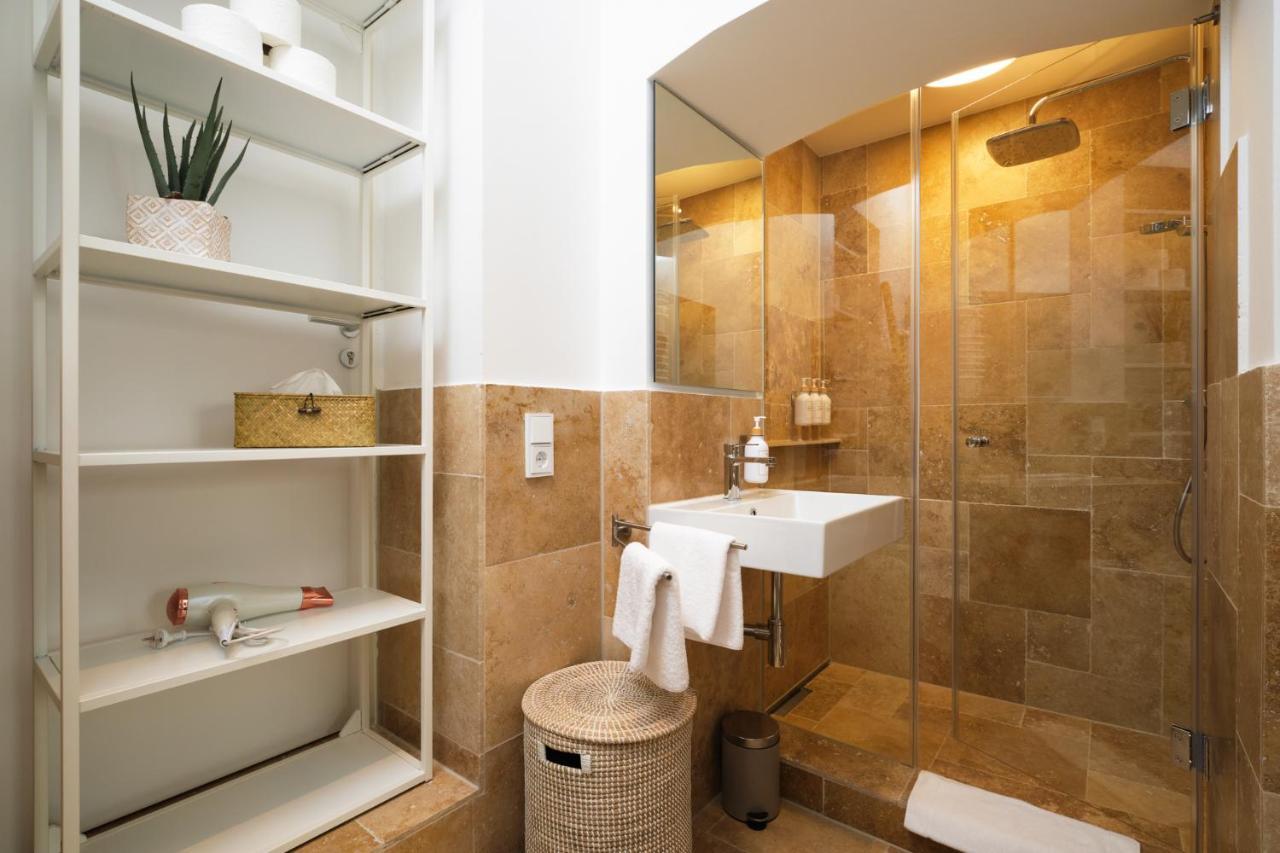 Park Avenue Apartments - Dom Mit Stil - Kueche - Parkplatz - Wlan - 65 Zoll Tv - Netflix كولونيا المظهر الخارجي الصورة