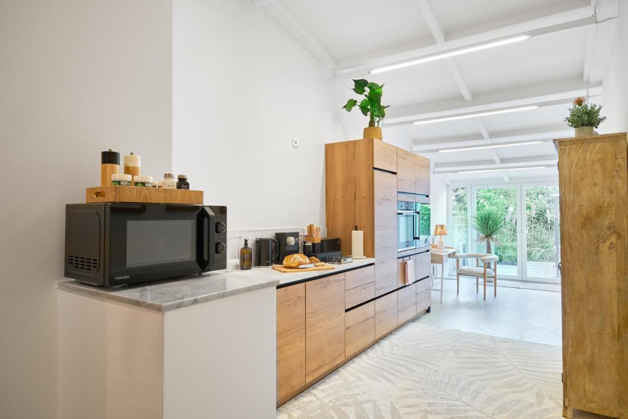 Park Avenue Apartments - Dom Mit Stil - Kueche - Parkplatz - Wlan - 65 Zoll Tv - Netflix كولونيا المظهر الخارجي الصورة